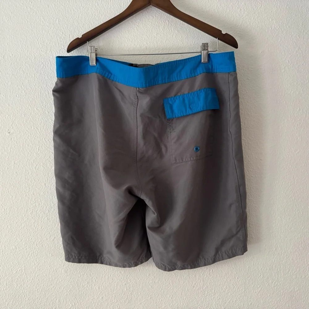 Old Navy California Board Short 38 Gray Blue Contrast Coastal Surfer Preppy